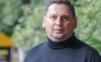 Taki Marinković LJUBI 33 GODINE MLAĐU: Svi je znate, fotografija kao dokaz