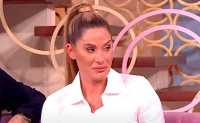 RAZVUKAO ME JE PO KUHINJI, A ONDA TUKAO METLOM: Ana Ćurćić više neće da šuti, isplivali jezivi detalji iz života sa Zvezdanom Slavnićem!