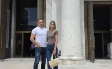 "PORODICA I LJUBAV SU TEMELJI SVEGA" Bivši dečko Jovane Jeremić sa novom djevojkom u Hramu Svetoga Save
