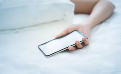 Nikad ne stavljajte mobilni ispod jastuka!