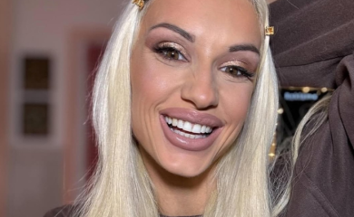 GLUMICA ANJA MIT OTKRILA POL BEBE Partnera starijeg 15 godina još uvijek krije