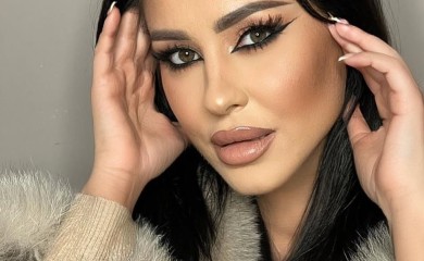 "ZIDAMO KUĆU VAN BEOGRADA" Aleksandra Bursać se seli sa 10 godina mlađim mužem i bebom