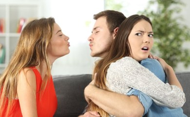 Ispovijest žene koja je bila u vezi s oženjenim muškarcem: 'Ne kajem se, imala sam tada 20-ak godina, evo što se dogodilo'