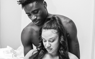 Pjevačica čeka dijete sa fudbalerom iz Afrike! Pokazala stomak u poodmakloj trudnoći