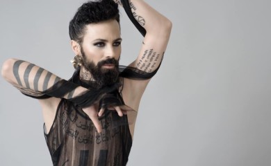 OSTAVLJA BEZ DAHA: Ovo je Alen kojem je Božo Vrećo “pretumbao” život