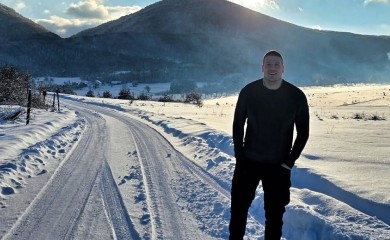 Polomljeno stopalo, a nastup se ne otkazuje: Sloba Radanović ne odustaje