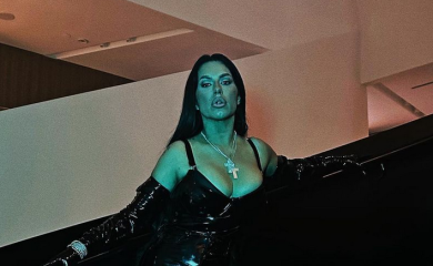 PRIĐI AKO SMIJEŠ: Seka Aleksić objavila set provokativnih slika, utegla se u crni lateks