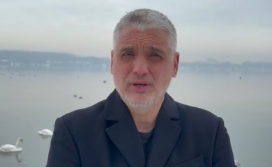 Drama na Novom Beogradu: Policija upala u zgradu u kojoj živi Čedomir Jovanović