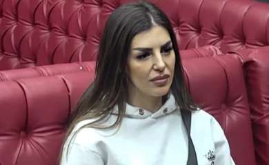 “U BUDVI SU SE REĐALI NA NJOJ” Bora Santana BRUTALNO PONIZIO Enu Čolić