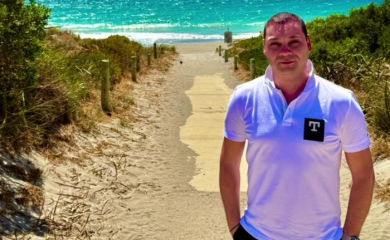 Darko Filipović se hvali nekretninama po Grčkoj, a kolege nemaju lijepu riječ o njemu: „Kafu nikada nije platio, ni kada smo puno zarađivali i bili najpopularniji“