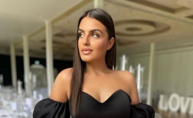 KAKVO TIJELO: Elma Hadžić pokazala figuru u tržnom centru