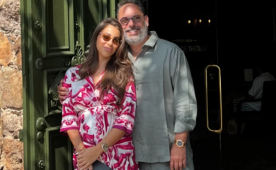 ŽENA BRANKA BABIĆA PRVI PUT POKAZALA TRUDNIČKI STOMAK Sa srpskim milionerom čeka blizance