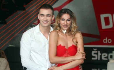 PALO POMIRENJE: Rada i Haris kriju da su ponovo zajedno, ODAO IH FAN