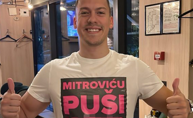 Oglasila se maloljetna djevojka za koju Mitrović tvrdi da je bila sa Prasetom!