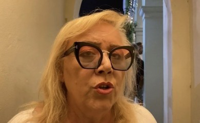 CRVENA KOSA I TEKSAS ŠORTS: Zorica Marković je nekada bila MAČKA I PO, isplivala slika iz mladosti!