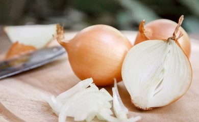 Šta je 10-minutno pravilo pripremanja luka i zašto biste ga trebali praktikovati