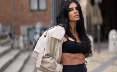 Manekenka požalila zbog estetskih korekcija i izvadila silikon iz usana: "Nažalost ovako nikad više neću izgledati"