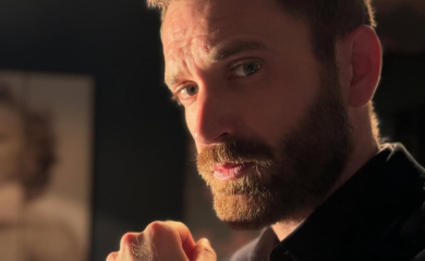 MOMČILO OTAŠEVIĆ PONOVO U CENTRU SKANDALA Glumac tajno snimao razgovore sa socijalnim radnicama