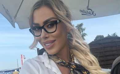 Prestala je da se eksponira javno: MIMI ORO DANAS IMA 34 GODINE I BAVI SE REVIZIJOM