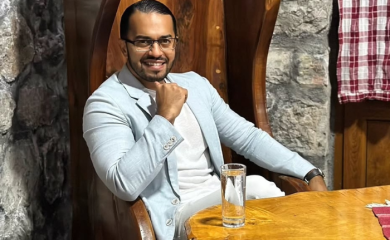 Adil zaradio ozbiljne pare, nedavno se povukao sa estrade: Izgradio vilu od 200.000 evra