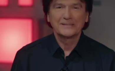 Nakon 8 godina nastupa u rodnom gradu: Zdravko Čolić će večeras održati prvi od 5 koncerata u Sarajevu