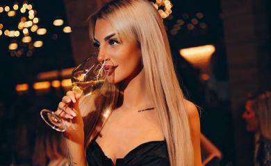 KRIV JE OBILAN DORUČAK: Tara Simov negira priče da je trudna