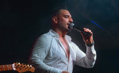 Kad je beg bio cicija: DARKO LAZIĆ PUKAO 4.000 € U KAFANI!