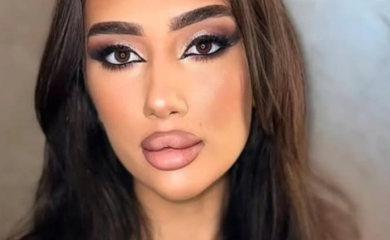 PRIJE TRI DANA POSTALA MAMA, A SADA SE VJERILA! Saru Stijović zaprosio dečko čim je došla iz porodilišta