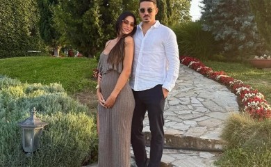 Bebica na putu! Pjevačica Ina Gardijan pokazala trudnički stomak