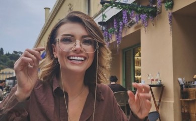 Nema ni srednju školu, a zarađuje bogatstvo: Elina mjesečna zarada do 80.000 evra!