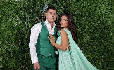 Peja i Ena uhvaćeni u zlatari! Ona probala prsten, on provjeravao veličinu, sprema li se vjeridba?