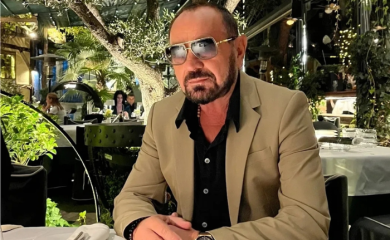 Kroz njen krevet je prošlo pola estrade! Mile Kitić izgubio nevinost s njom, pa mu je poklonila 7000 dolara