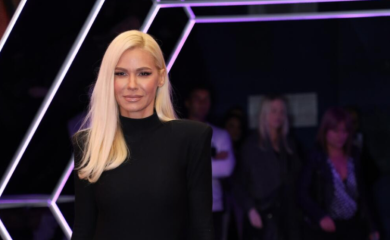 POPELA SE NA ŠANK: Nataša Bekvalac lomi uz pjesmu Jelene Karleuše