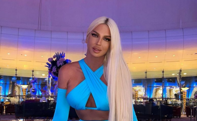 Samo glava “prekrivena”: Novo vrelo izdanje Jelene Karleuše FOTO