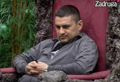 BEBICA PRAVI HAOS!