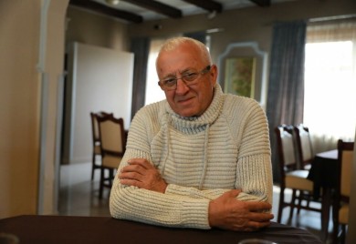 Era Ojdanić (75) priznao da li je imao odnose sa 54 godine mlađom zadrugarkom!