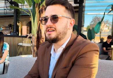 Usijale se društvene mreže: Banjalučki pjevač prozvao Vojaža