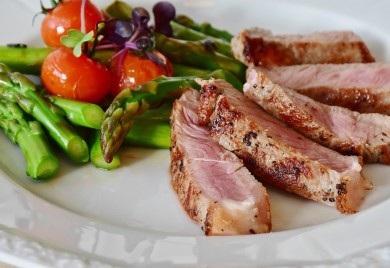 Malo ko zna pravi rok trajanja: Koliko zapravo svinjsko pečenje smije da stoji u frižideru