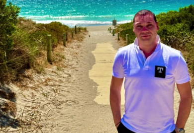 Darko Filipović se hvali nekretninama po Grčkoj, a kolege nemaju lijepu riječ o njemu: „Kafu nikada nije platio, ni kada smo puno zarađivali i bili najpopularniji“