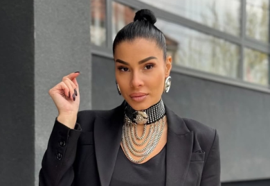Pjevačica iznajmila ostrvo i jahtu: Mia Borisavljević iskeširala za spot 46.000 €