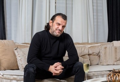 “MISLE DA SAM LUD, DA NE VIDIM NIŠTA…” Aca Lukas progovorio o šestom čulu i crnim rupama u pamćenju