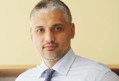 “Nije vlasnik stana, godinama je tu nezakonito” Oglasila se žena koja tvrdi da Čeda Jovanović živi u njenoj nekretnini