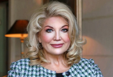 ROĐENDAN PROSLAVILA U PIDŽAMI Suzana Mančić napunila 64 godine, a fotografija koju je objavila je PRAVI HIT