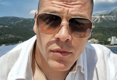 SLOBA RADANOVIĆ OTKRIO DA LI GA ŽENA PROVJERAVA "Ne čuje kad dođem kući poslije IZLASKA SA DRUŠTVOM"