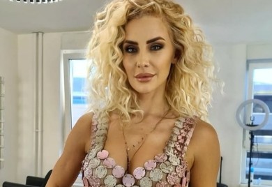Bivša košarkašica pokazala sve: Milica Dabović u oskudnom bikiniju i plastičnim štiklama na Adi