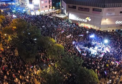 Protesti prelaze u tradicionalnu manifestaciju