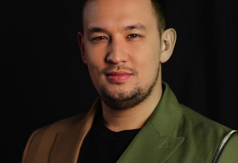 PORODILA SE ŽENA UROŠA ŽIVKOVIĆA! Pjevač postao otac po prvi put, rodio se mali Lazar