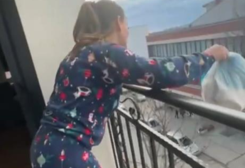 Na udaru negativnih komentara: ZVIJEZDA GRANDA SNIMLJENA KAKO BACA SMEĆE SA TERASE!