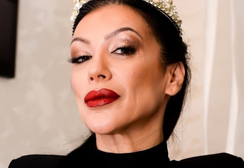 Ne želi javno da je eksponira: VESNA VUKELIĆ VENDI IMA ĆERKU SA FUDBALEROM!