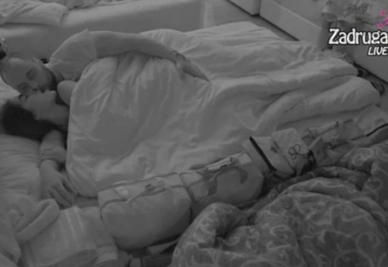 ŽESTOK ZORNJAK POSLIJE SVAĐE S ANOM: Zvezdan s leđa prišao Anđeli, dok je Ćurčićeva ležala u krevetu pored